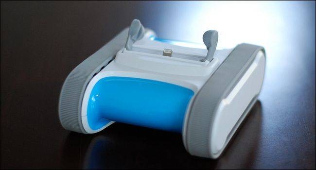 htg-reviews-the-romo-a-quirky-telepresence-robot-its-hard-not-to-love-1.jpg