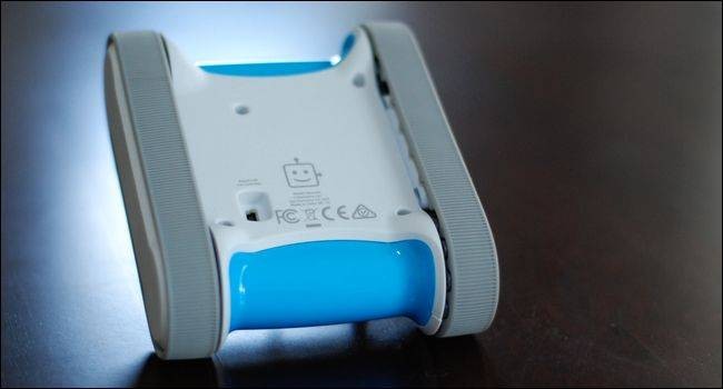 htg-reviews-the-romo-a-quirky-telepresence-robot-its-hard-not-to-love-2.jpg