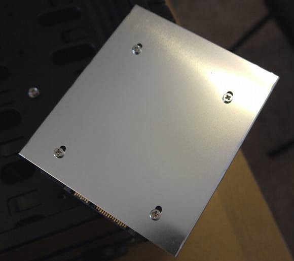 installing-solid-state-hard-drive-pc-1.jpg