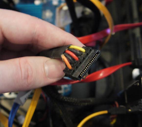 installing-solid-state-hard-drive-pc-8.jpg