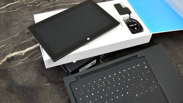 microsoft-surface-tablet-review-and-giveaway-2.jpg