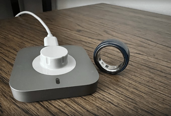 oura ring 4 ceramic review: a colorful glow-up