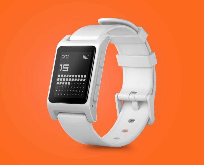 pebble creator unveils two new pebble-inspired smartwatches