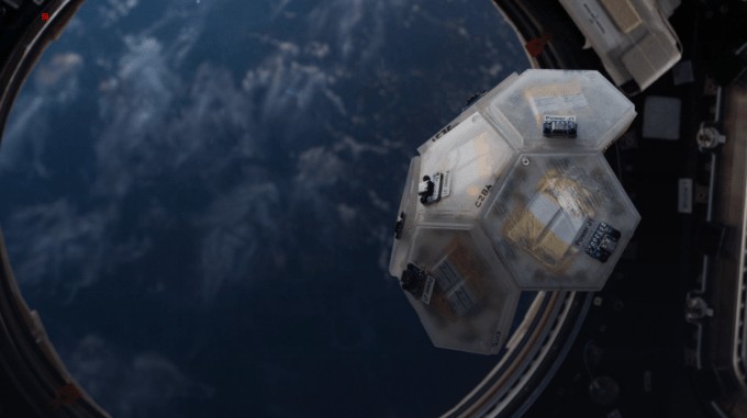 rendezvous robotics exits stealth with $3m to build reconfigurable space infrastructure