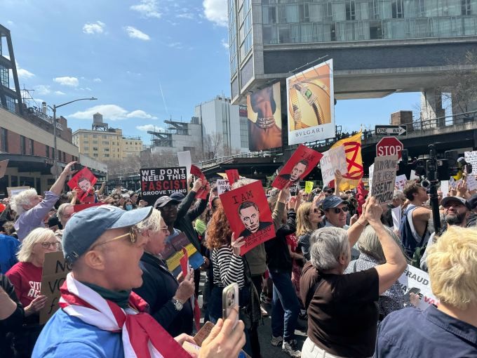 ‘tesla takedown’ protesters are planning a global day of action on march 29, and things might get ugly