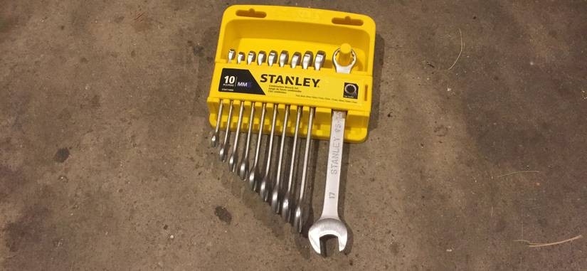the-basic-tools-every-diyer-should-own-5.jpg