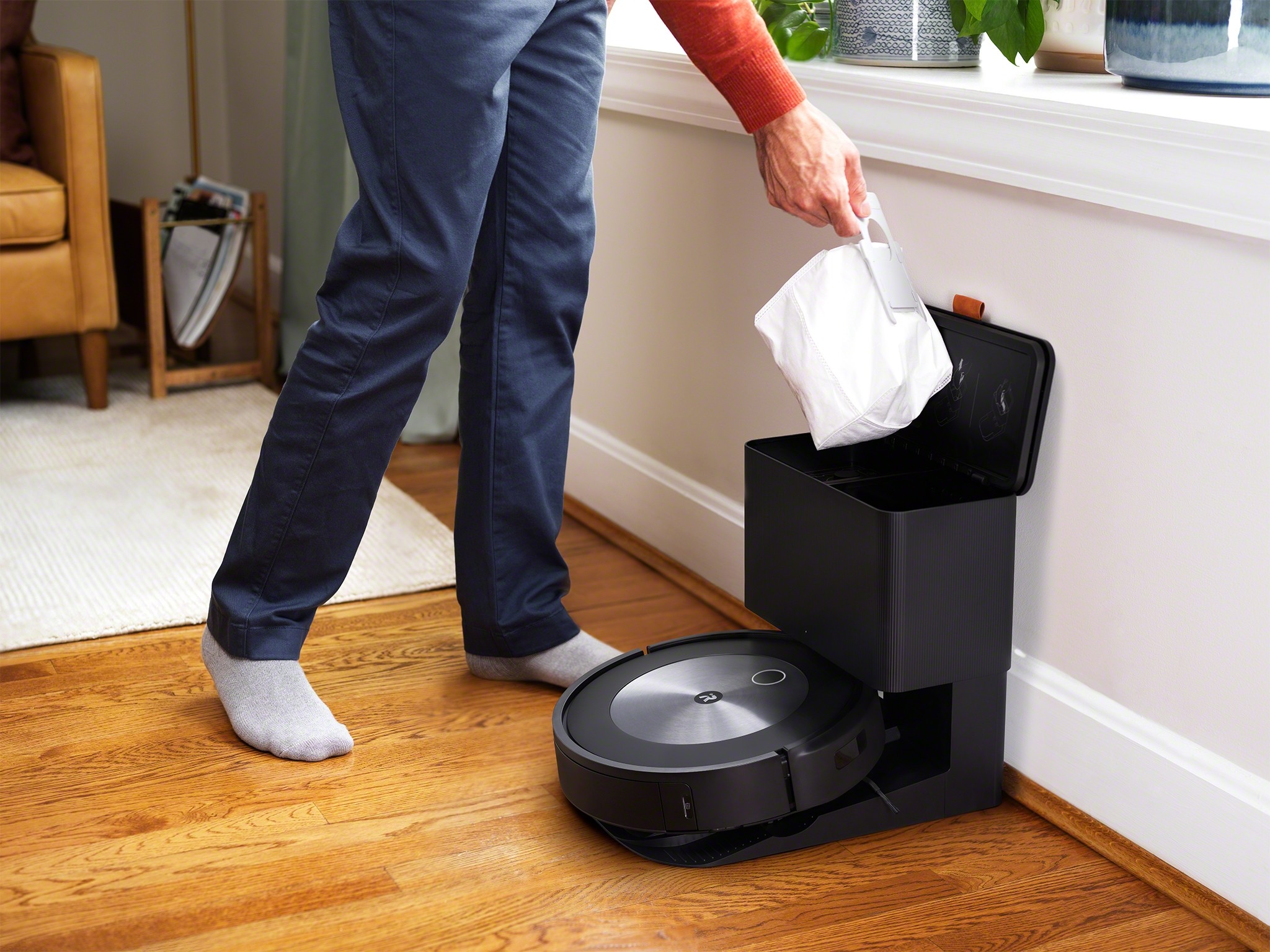 the newest roomba gets smarter as it vacuums