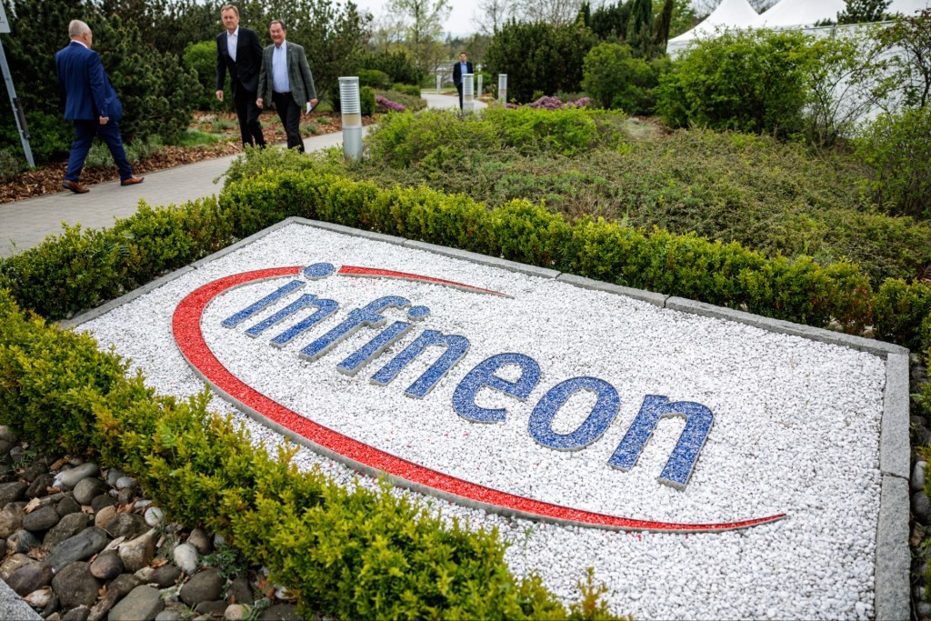 Infineon and CDIL Partner for EV Chips and Energy Storage