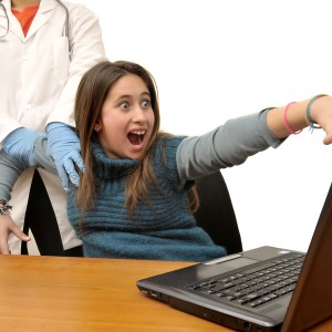 Facebook Psychology: Is Facebook Addictive? [Infographic]