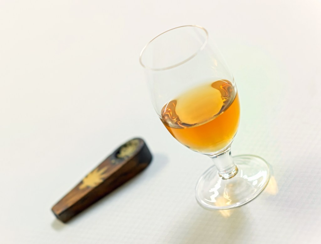 Pacific Consolidated Holdings Secures Funding for Liquor & Weed Delivery Merger