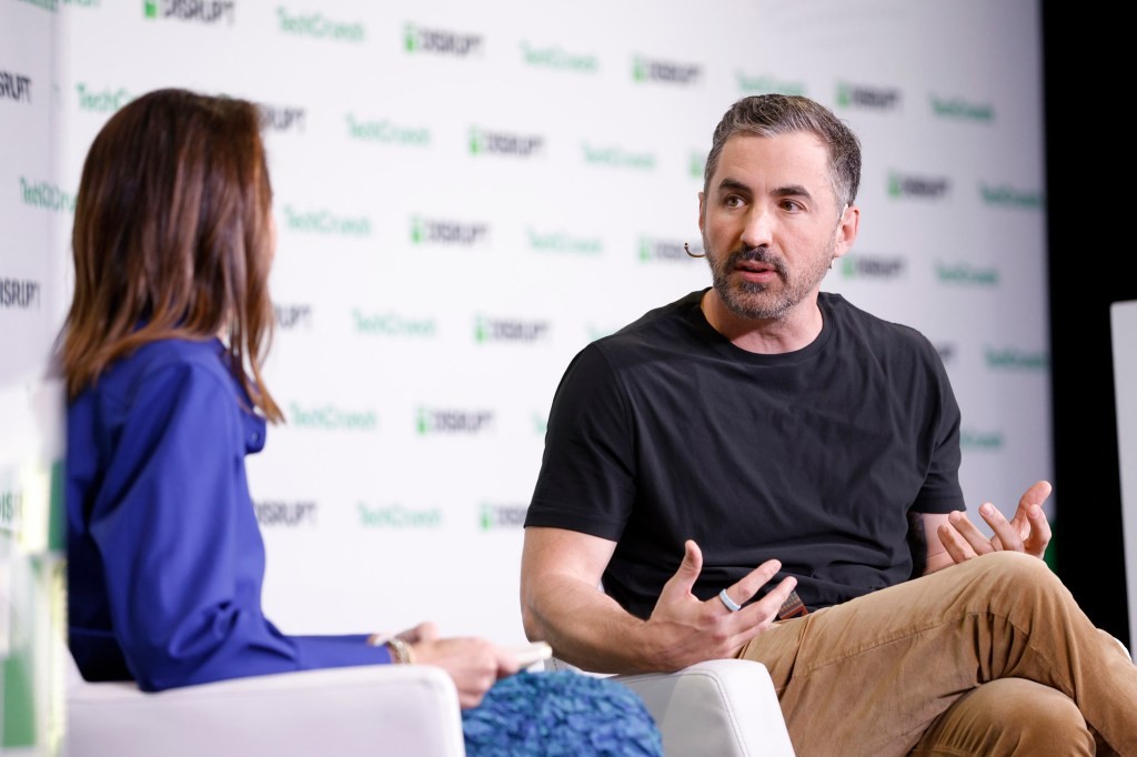 Kevin Rose's AI Hardware Test: The 'Punch Test'