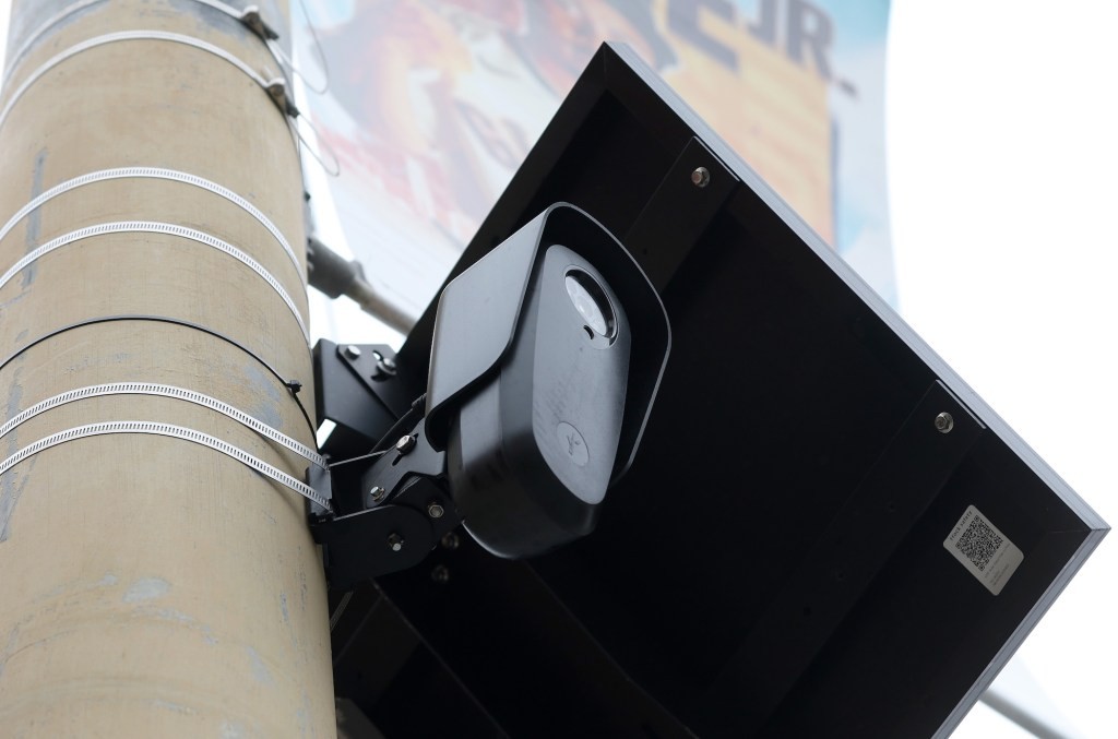 Police Surveillance Cameras Hacked: Stolen Logins Expose Flock System