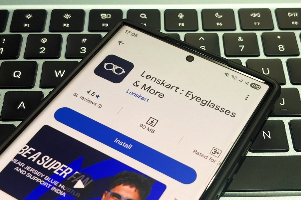 Lenskart IPO: Closes Day 1 Slightly Above Issue Price