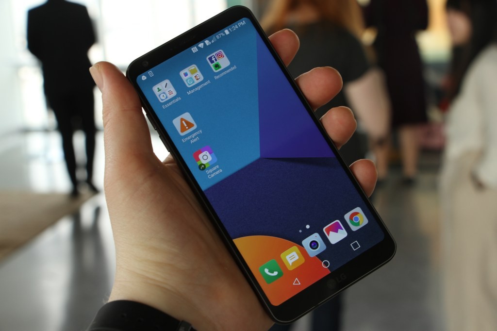 LG Shutting Down Smartphone Business - Global Exit