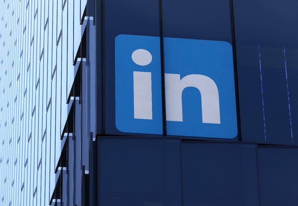 LinkedIn Boosts Vertical Video Tools - 36% Upload Increase