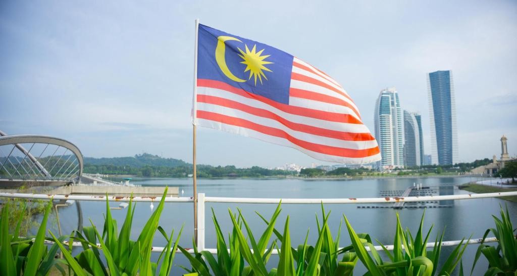 Malaysia Considers Social Media Ban for Under-16s