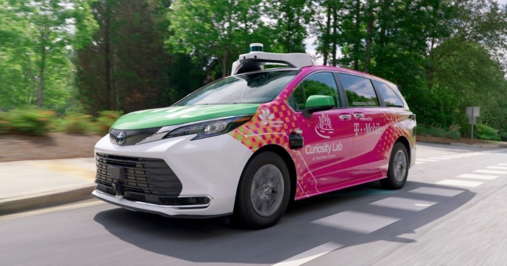 May Mobility Launches First Driverless Ride-Hail Service