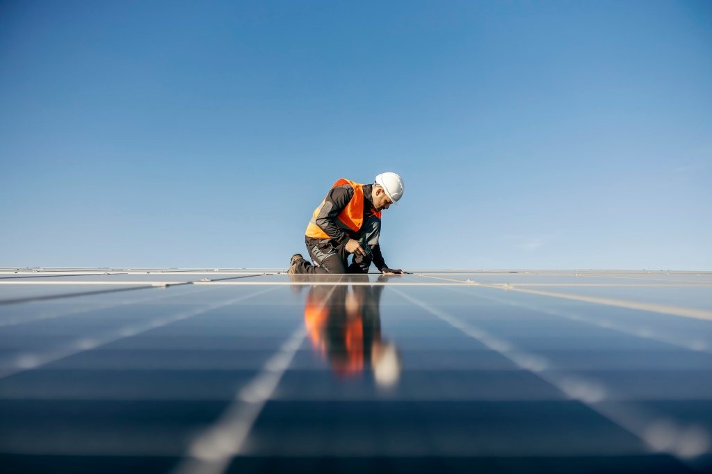 Meta Data Centers: Return to Solar Power
