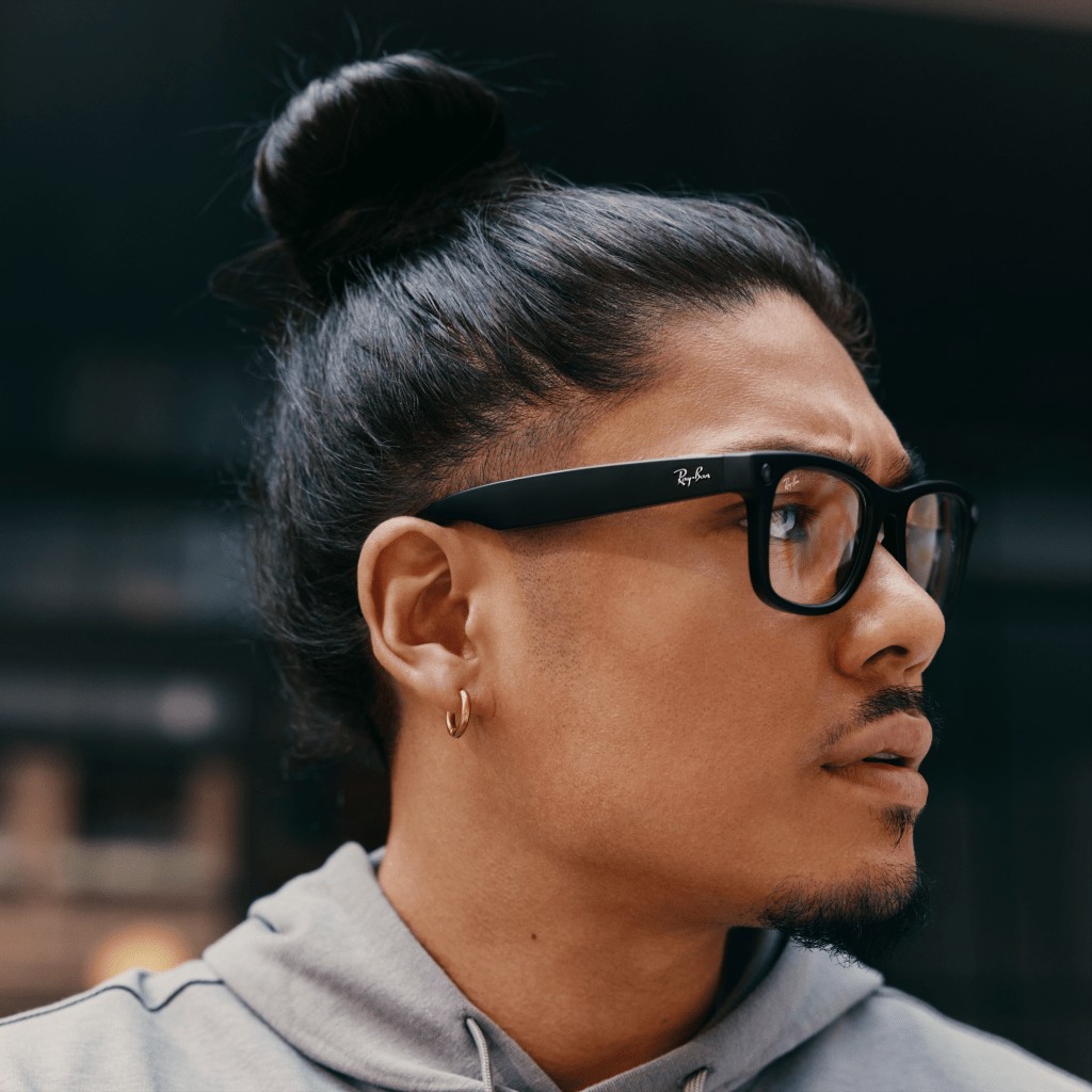 Meta Updates Smart Glasses with Real-Time AI Video