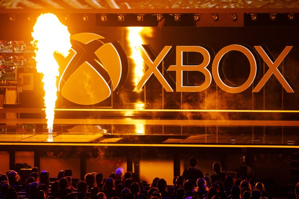 Xbox Cloud Gaming Hardware: Microsoft's New Plans