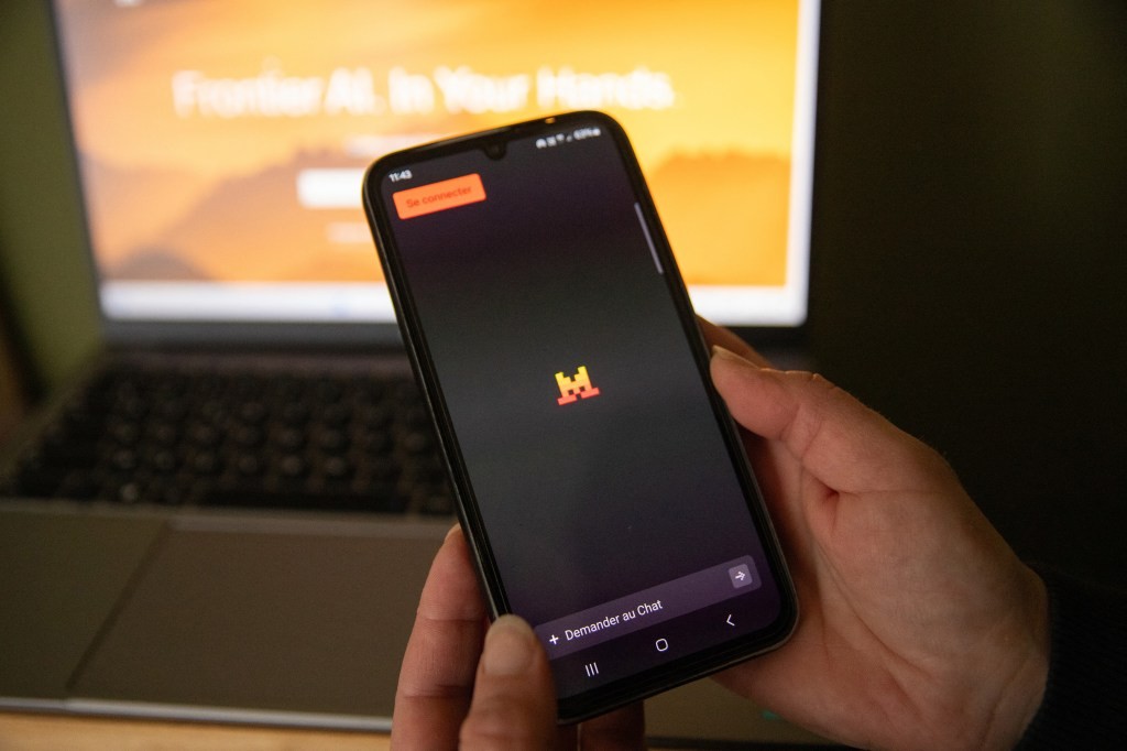 Mistral AI's Le Chat Surpasses 1 Million Downloads