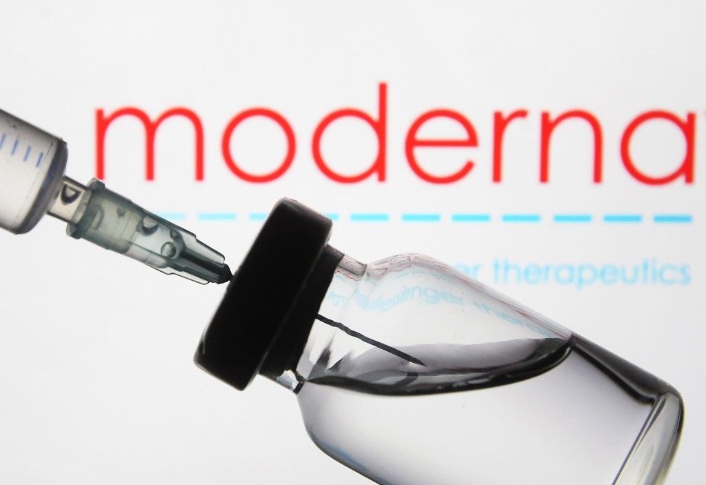 Moderna COVID-19 Vaccine: 94% Efficacy Reported - FDA Authorization