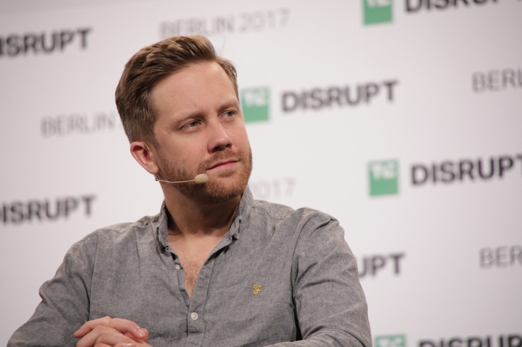 Monzo Founder Tom Blomfield Steps Down - Pandemic Struggles