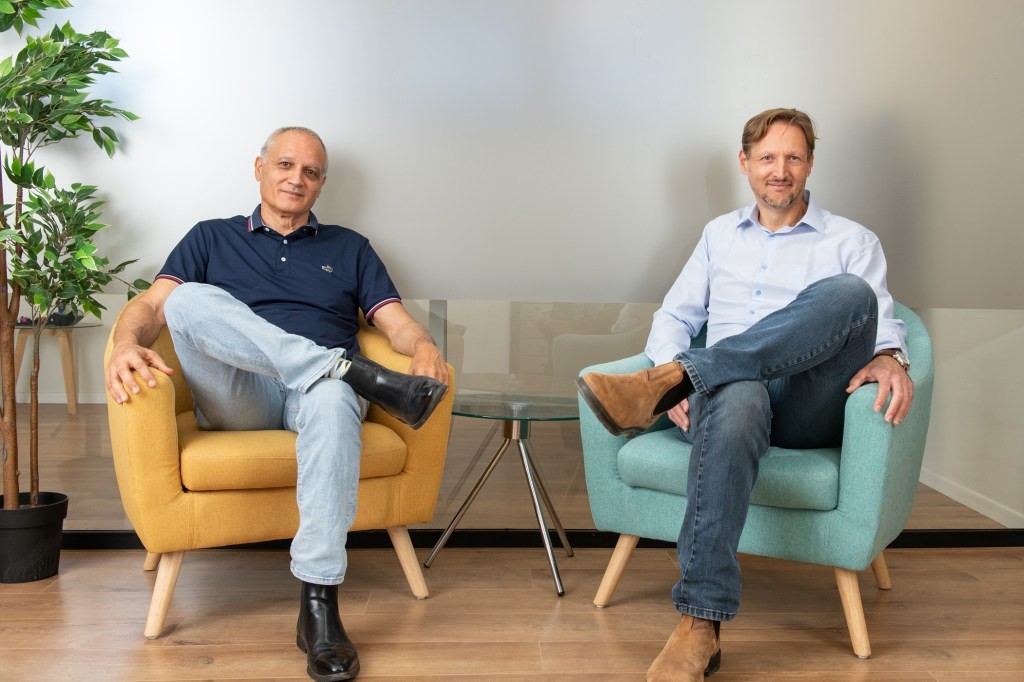 Neologic Develops Energy-Efficient CPUs for AI Data Centers