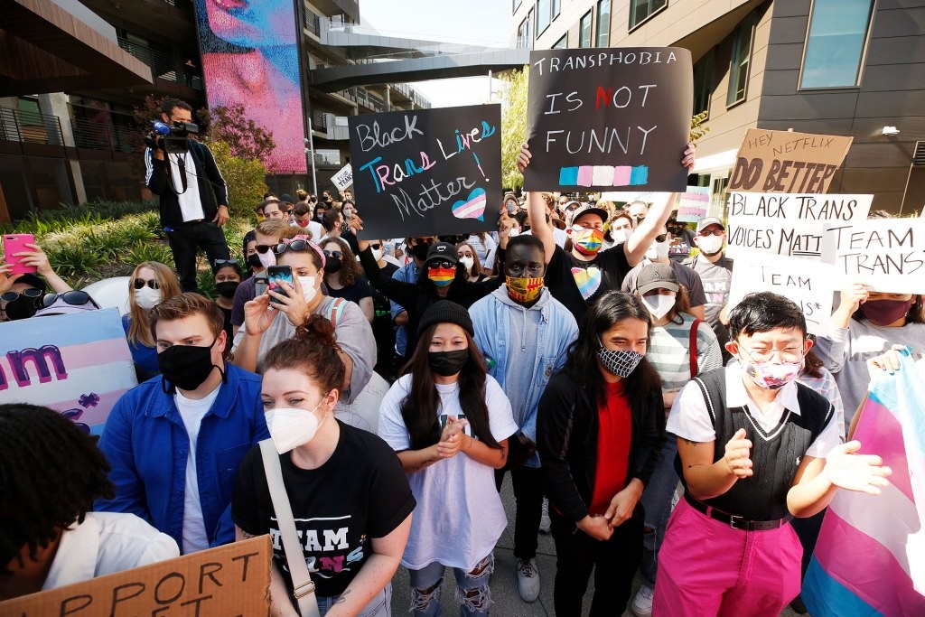 Netflix Walkout: Employees Demand Trans Solidarity | News