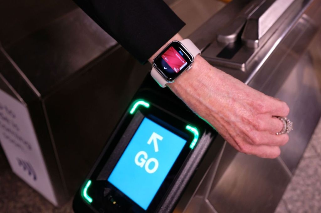 NYC MTA Contactless Fare System Complete: MetroCard Phased Out