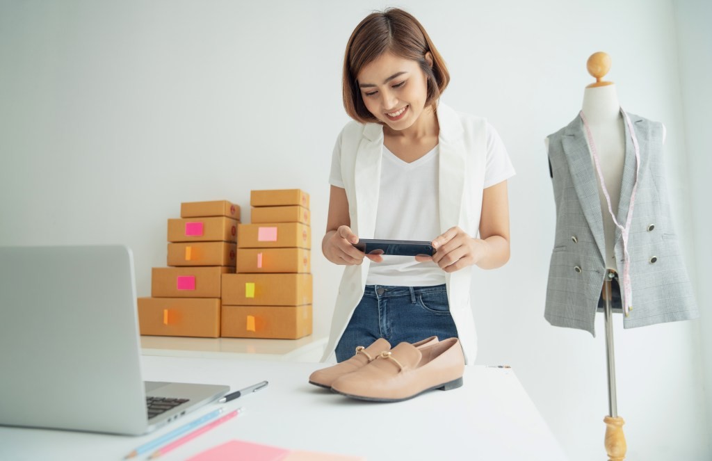 Stop Competing with Amazon: A Strategy for Online Retailers