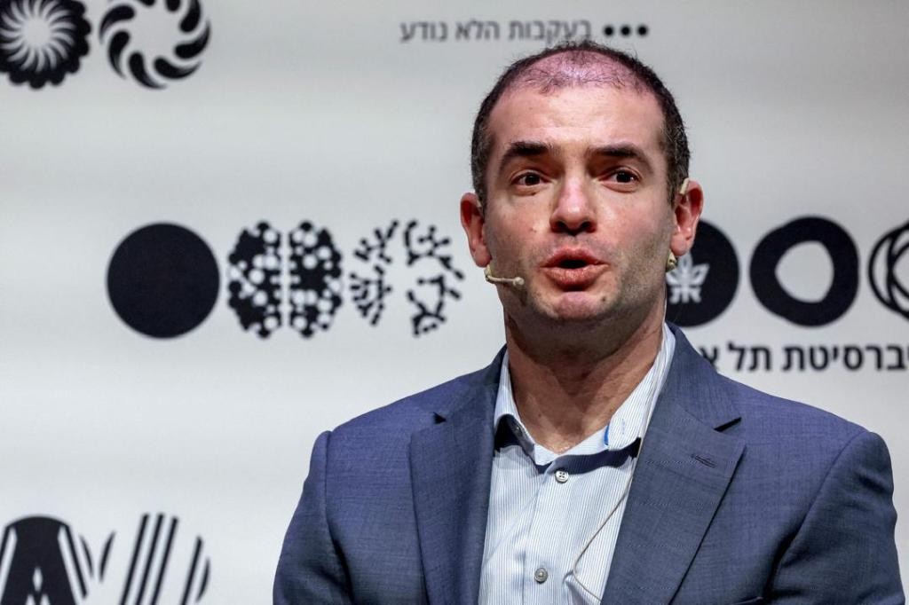 Ilya Sutskever's Safe Superintelligence Startup Valued at $32B