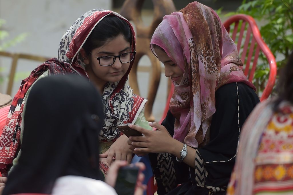 Pakistan Bans TikTok Again - Latest News