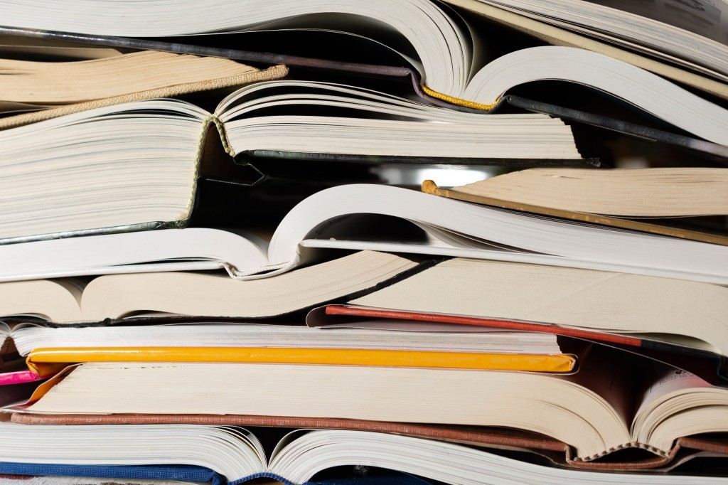 Phictly: Connect Over Books & TV Shows