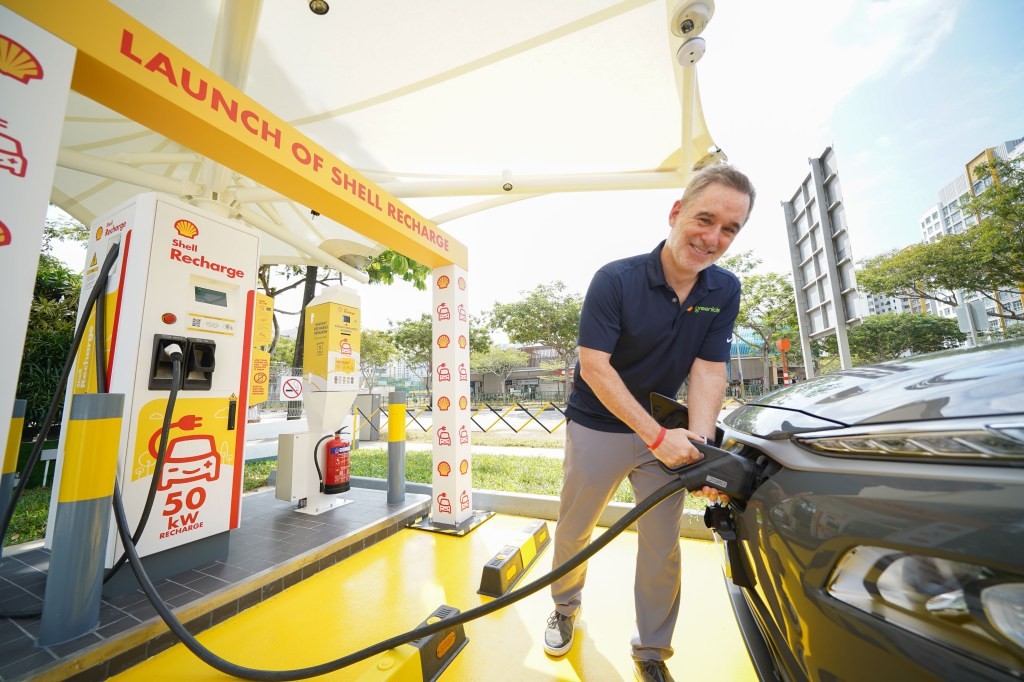 Shell to Plan 500,000 EV Charging Points by 2025