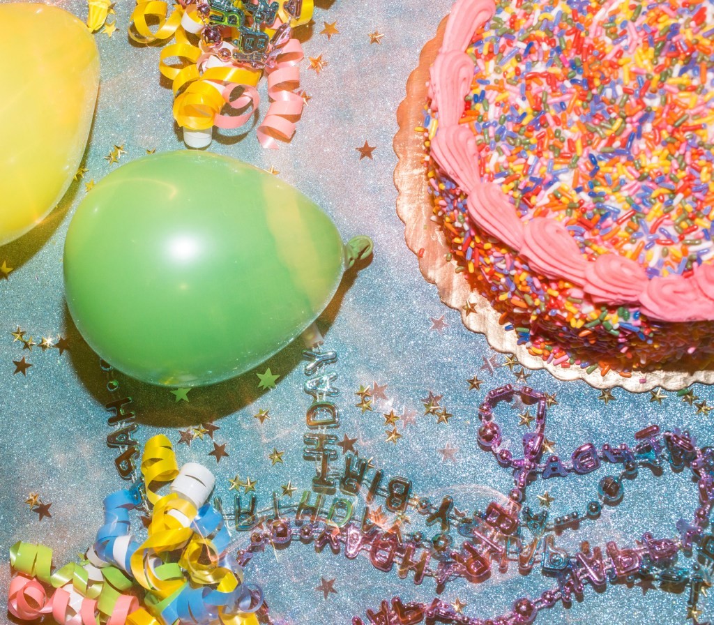 Punchbowl Raises $5M, Acquires Vidhug for Video Integration