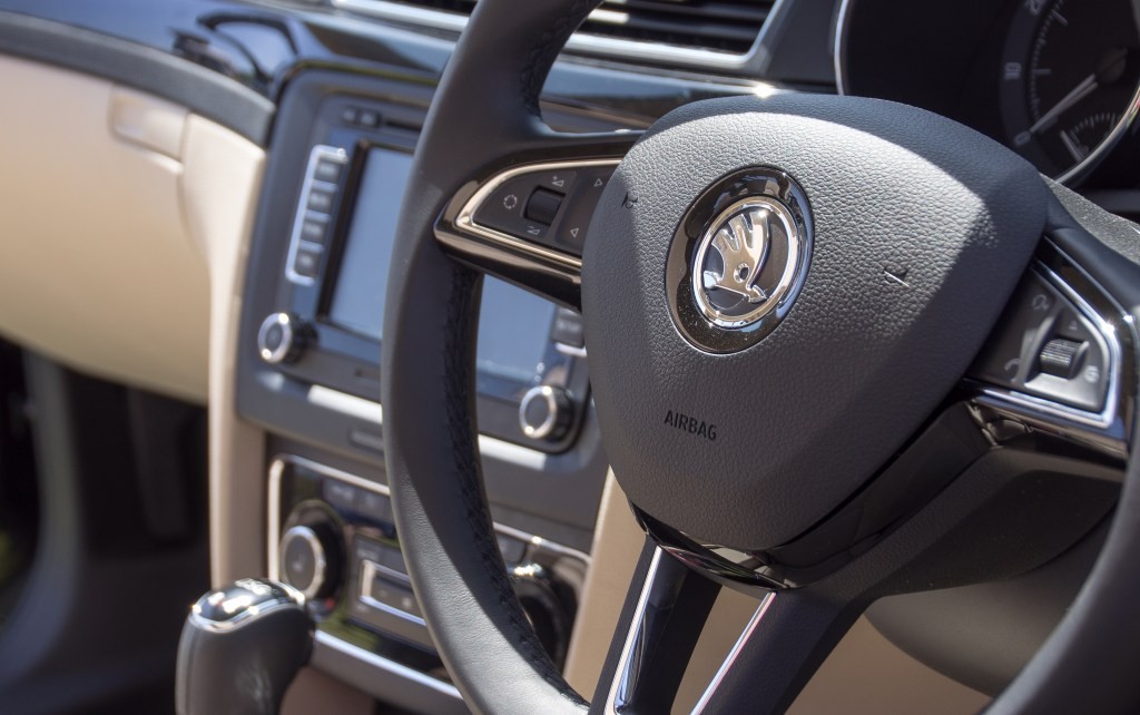 Skoda Car Security Flaws Discovered - Remote Tracking Possible