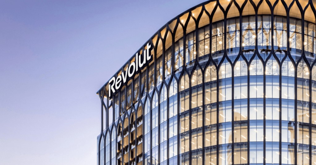 Revolut UK Banking License Delay: Risk Management Concerns