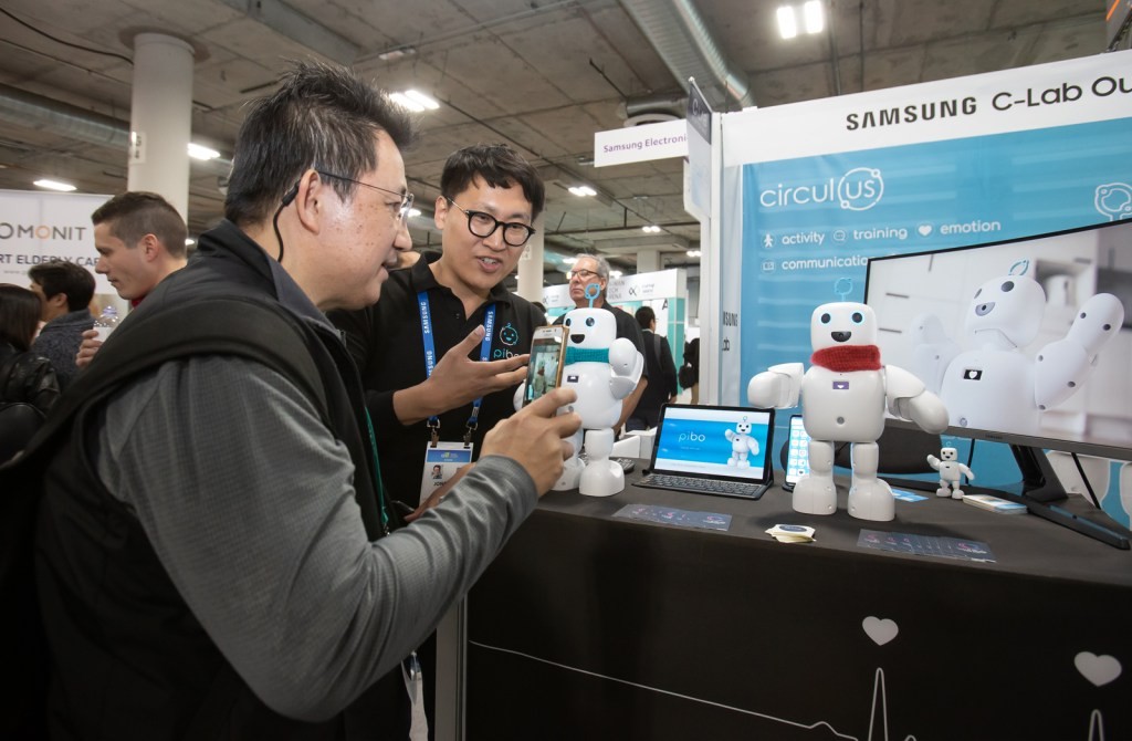 Samsung C-Lab: Diaper Sensor, Smart Guitar & Modular Robot