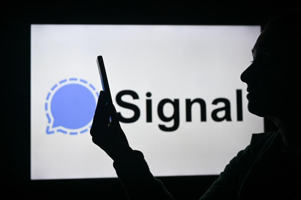 Signal Downloads Surge After Security Scandal