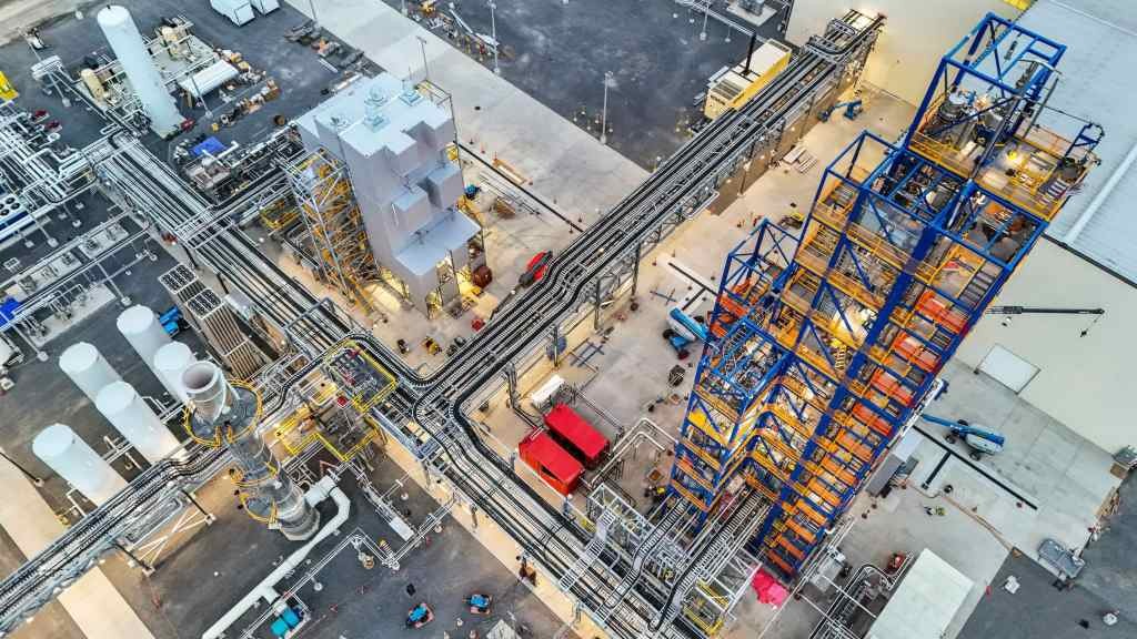 Sila Opens US Factory for Silicon Anode EV Batteries