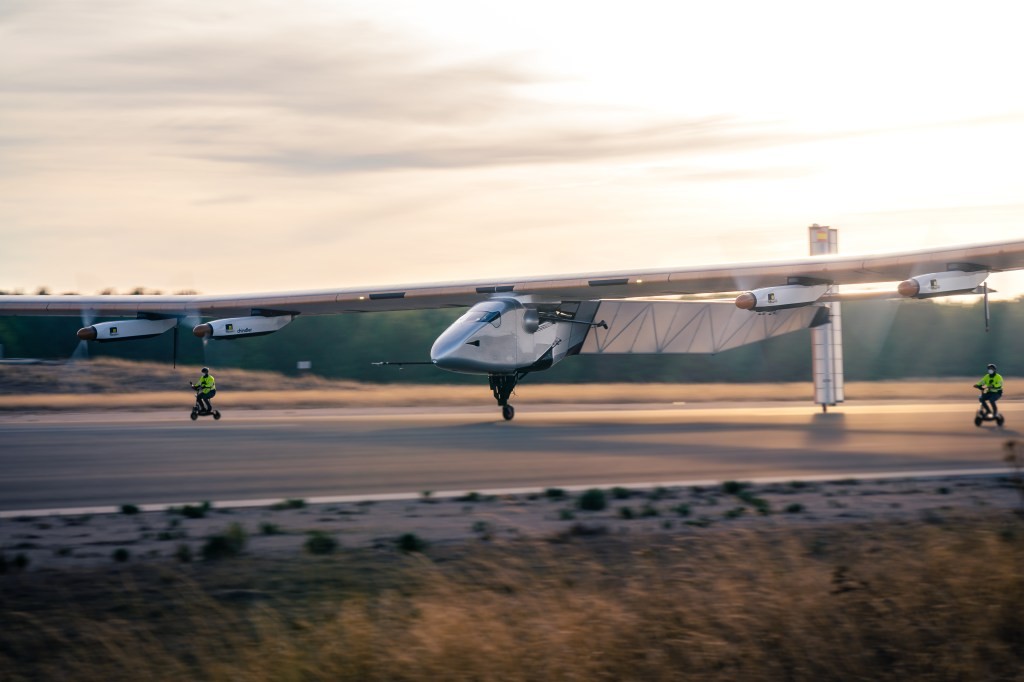 Skydweller Aero Secures $8M Series A Funding, Partners with Palantir