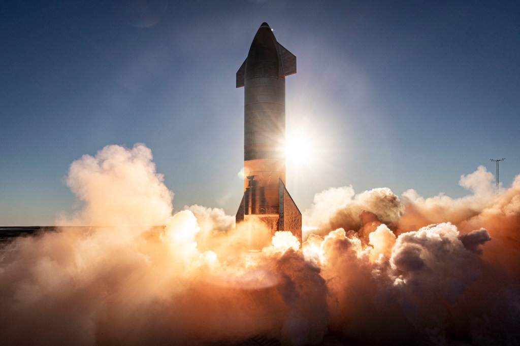 SpaceX Raises $850M in New Funding - Latest News