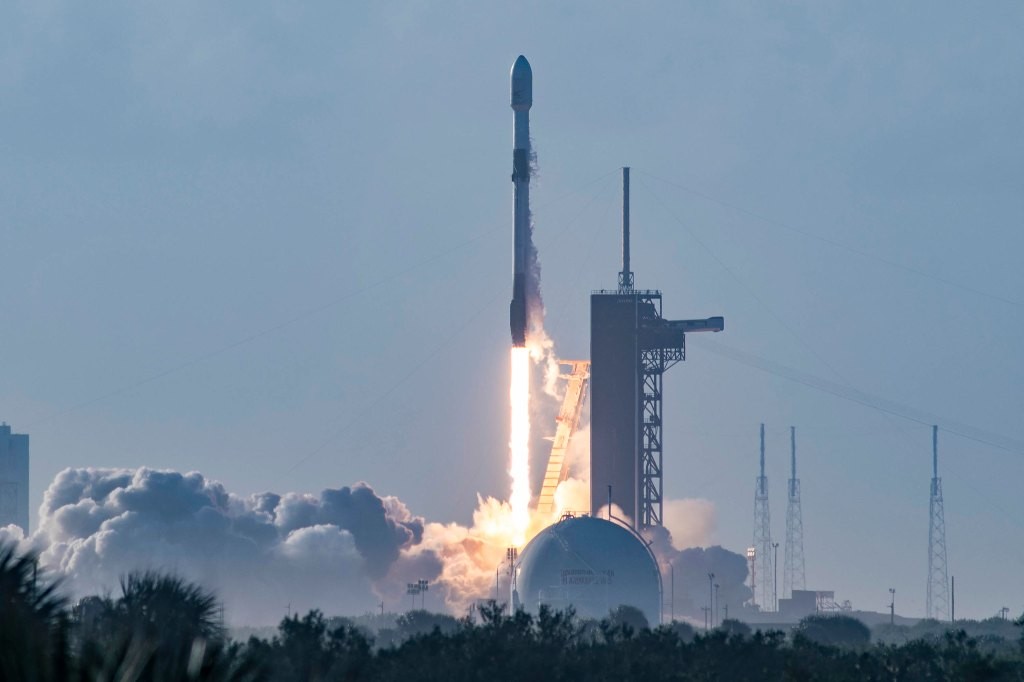 SpaceX Launches 60 More Starlink Satellites - Total Over 800