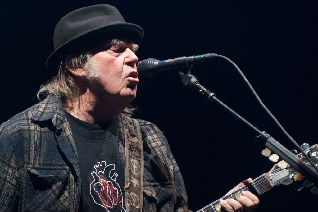 Spotify Removes Neil Young's Music Over Joe Rogan Dispute