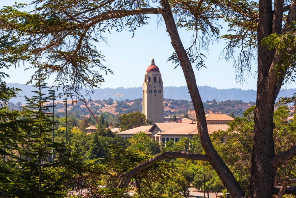 Stanford University Continues Legacy Admissions Policy