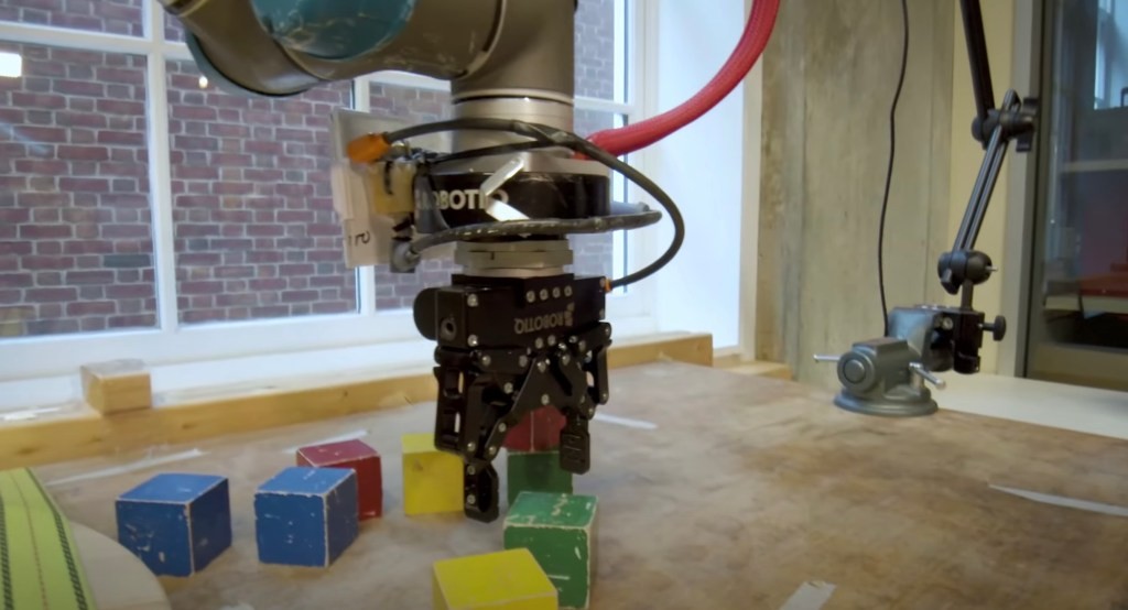 Teaching Robots with Positive Reinforcement | AI & Robotics