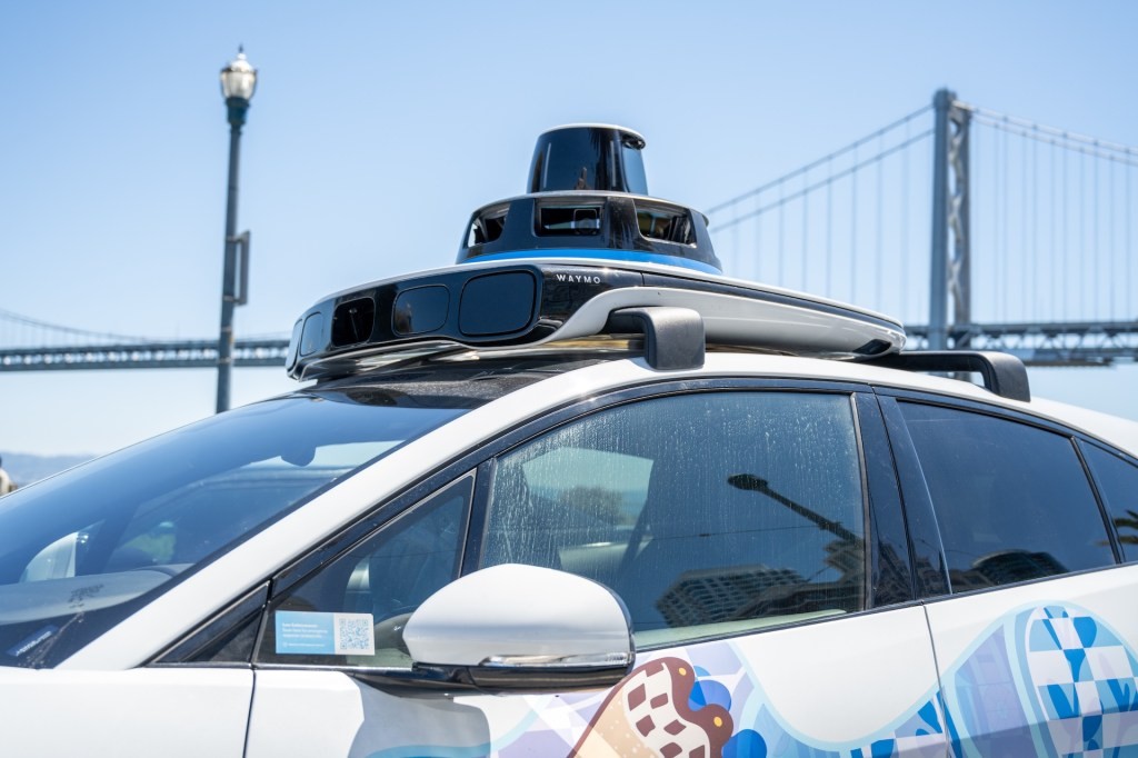 Robotaxi Battlegrounds: TechCrunch Mobility Analysis
