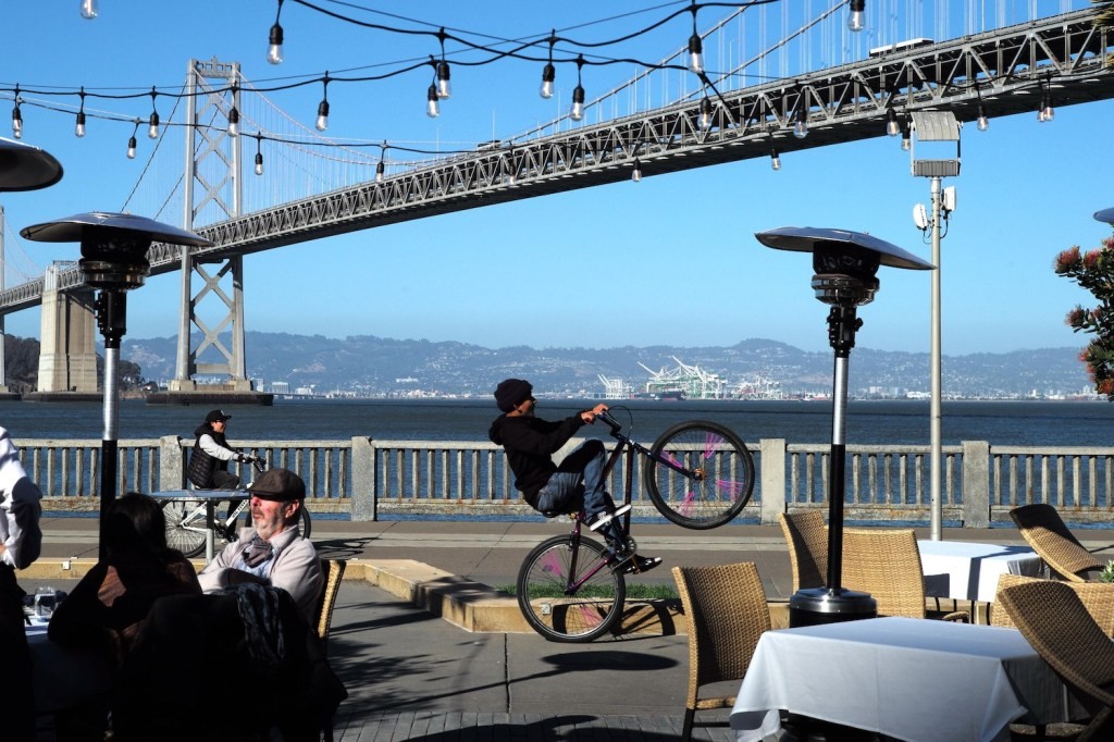 TechCrunch+ Roundup: Pitch Decks, MVP & MLOps - Key Insights