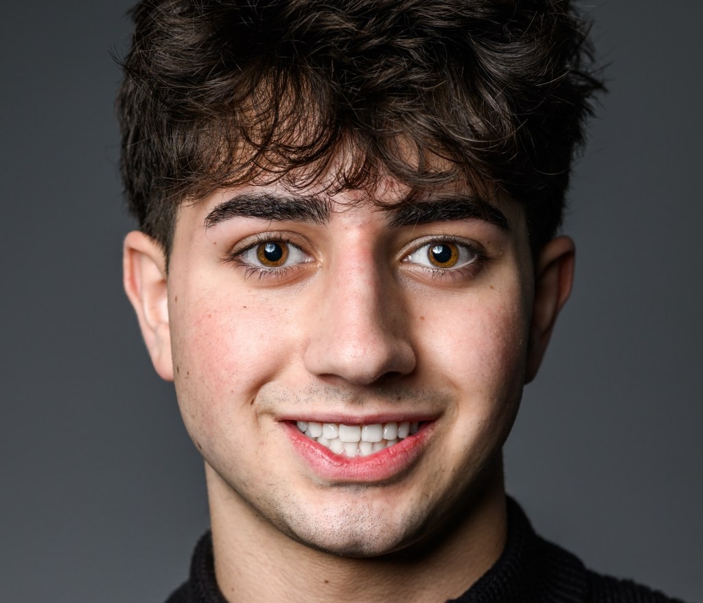 Teen with 4.0 GPA & Viral AI App Rejected by Top Universities